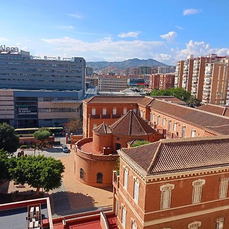 Habitacion Privada Centro Malaga Cerca Tren Maria Zambrano Y Playa Muy Buena Conexion Wifi Buitenkant foto